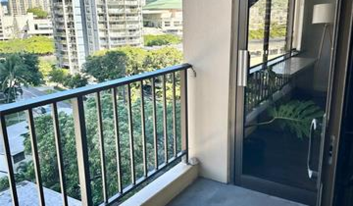 411 Hobron Lane,Honolulu,Hawaii,96815,1 Bedroom Bedrooms,1 BathroomBathrooms,Condo/Townhouse,Hobron,9,18376823