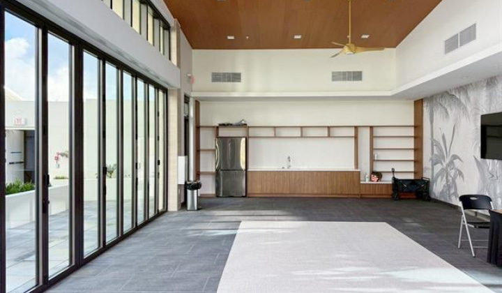 1500 Rycroft Street,Honolulu,Hawaii,96814,2 ベッドルーム ベッドルーム,2 バスルームバスルーム,コンド / タウンハウス,Rycroft,34,19067797