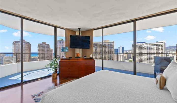 1910 Ala Moana Boulevard,Honolulu,Hawaii,96815,2 Bedrooms Bedrooms,2 BathroomsBathrooms,Condo/Townhouse,Ala Moana,32,19106000