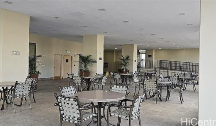 2240 Kuhio Avenue,Honolulu,Hawaii,96815,1 Bedroom Bedrooms,1 BathroomBathrooms,Condo/Townhouse,Kuhio,9,19107759