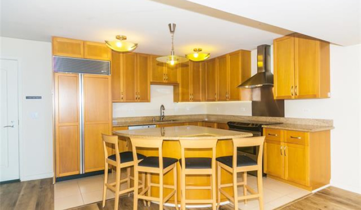 1296 Kapiolani Boulevard,Honolulu,Hawaii,96814,2 Bedrooms Bedrooms,2 BathroomsBathrooms,Condo/Townhouse,Kapiolani,38,17922626