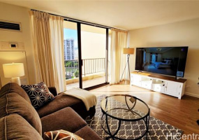 360 Puuikena Drive,Honolulu,Hawaii,96821,5 ベッドルーム ベッドルーム,6 バスルームバスルーム,一戸建て,Puuikena,17095345
