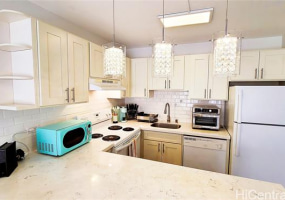360 Puuikena Drive,Honolulu,Hawaii,96821,5 ベッドルーム ベッドルーム,6 バスルームバスルーム,一戸建て,Puuikena,17095345