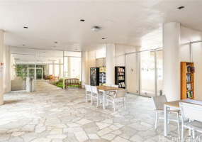 500 大学 Avenue,Honolulu,Hawaii,96826,3 ベッドルーム ベッドルーム,2 バスルームバスルーム,コンド / タウンハウス,University,3,17930535