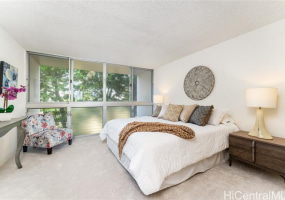 500 大学 Avenue,Honolulu,Hawaii,96826,3 ベッドルーム ベッドルーム,2 バスルームバスルーム,コンド / タウンハウス,University,3,17930535