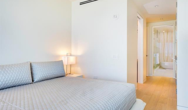1118 Ala Moana Boulevard,Honolulu,Hawaii,96814,1 Bedroom Bedrooms,2 BathroomsBathrooms,Condo/Townhouse,Ala Moana,12,17930817