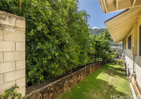 2832 Manoa Road,Honolulu,Hawaii,96822,6 Bedrooms Bedrooms,3 BathroomsBathrooms,Single family,Manoa,17931804