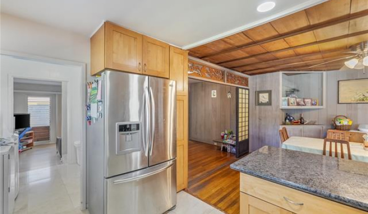 2832 Manoa Road,Honolulu,Hawaii,96822,6 Bedrooms Bedrooms,3 BathroomsBathrooms,Single family,Manoa,17931804