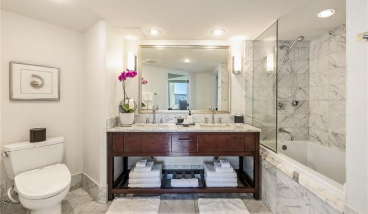 223 Saratoga Road,Honolulu,Hawaii,96815,1 Bedroom Bedrooms,1 BathroomBathrooms,Condo/Townhouse,Saratoga,15,17932328