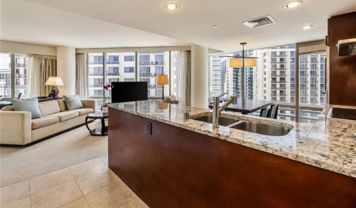 223 Saratoga Road,Honolulu,Hawaii,96815,1 Bedroom Bedrooms,1 BathroomBathrooms,Condo/Townhouse,Saratoga,15,17932328