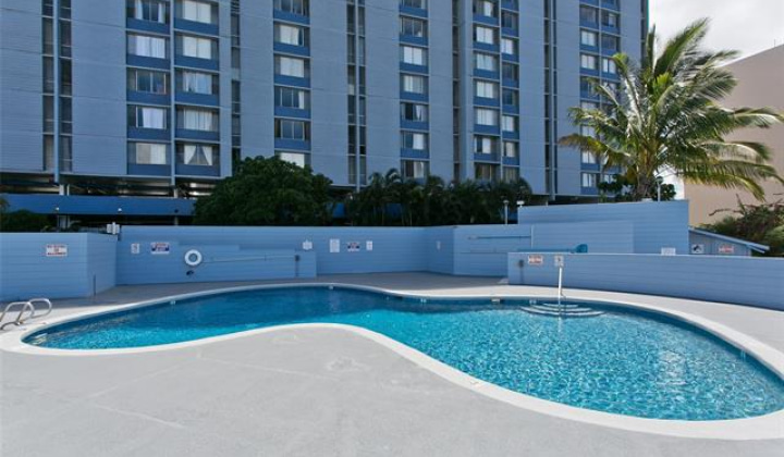 3045 Ala Napuaa Place,Honolulu,Hawaii,96818,1 Bedroom Bedrooms,1 BathroomBathrooms,Condo/Townhouse,Ala Napuaa,3,19078642