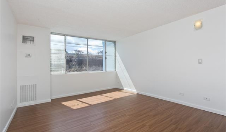 3045 Ala Napuaa Place,Honolulu,Hawaii,96818,1 Bedroom Bedrooms,1 BathroomBathrooms,Condo/Townhouse,Ala Napuaa,3,19078642