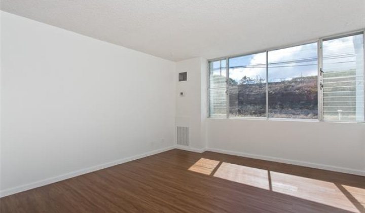 3045 Ala Napuaa Place,Honolulu,Hawaii,96818,1 Bedroom Bedrooms,1 BathroomBathrooms,Condo/Townhouse,Ala Napuaa,3,19078642
