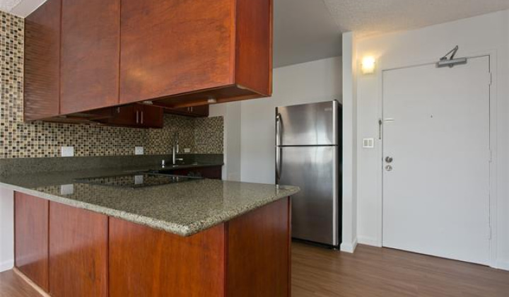 3045 Ala Napuaa Place,Honolulu,Hawaii,96818,1 Bedroom Bedrooms,1 BathroomBathrooms,Condo/Townhouse,Ala Napuaa,3,19078642