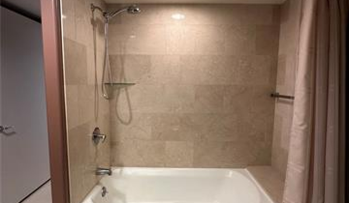 88 Piikoi Street,Honolulu,Hawaii,96814,2 Bedrooms Bedrooms,2 BathroomsBathrooms,Condo/Townhouse,Piikoi,27,17941030