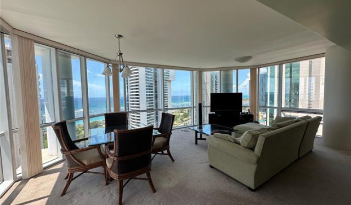 88 Piikoi Street,Honolulu,Hawaii,96814,2 Bedrooms Bedrooms,2 BathroomsBathrooms,Condo/Townhouse,Piikoi,27,17941030