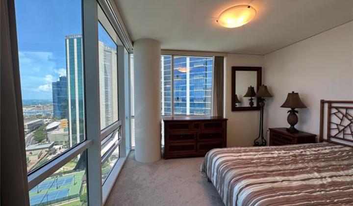 88 Piikoi Street,Honolulu,Hawaii,96814,2 Bedrooms Bedrooms,2 BathroomsBathrooms,Condo/Townhouse,Piikoi,27,17941030