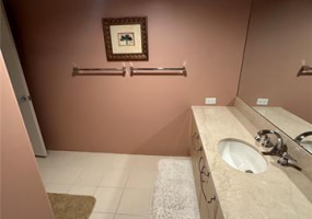 88 Piikoi Street,Honolulu,Hawaii,96814,2 Bedrooms Bedrooms,2 BathroomsBathrooms,Condo/Townhouse,Piikoi,27,17941030