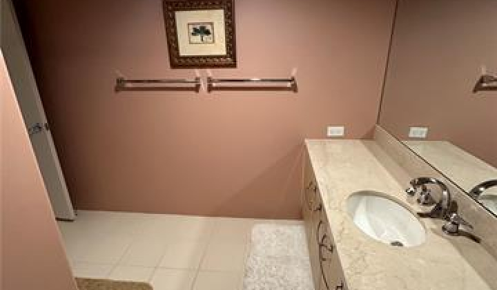 88 Piikoi Street,Honolulu,Hawaii,96814,2 Bedrooms Bedrooms,2 BathroomsBathrooms,Condo/Townhouse,Piikoi,27,17941030