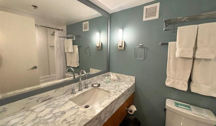 1920 Ala Moana Boulevard,Honolulu,Hawaii,96815,1 BathroomBathrooms,Condo/Townhouse,Ala Moana,18,17565662