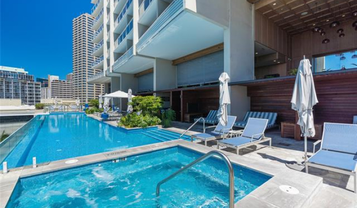 383 Kalaimoku Street,Honolulu,Hawaii,96815,1 Bedroom Bedrooms,1 BathroomBathrooms,Condo/Townhouse,Kalaimoku,28,19084629
