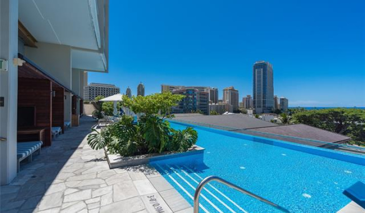 383 Kalaimoku Street,Honolulu,Hawaii,96815,1 Bedroom Bedrooms,1 BathroomBathrooms,Condo/Townhouse,Kalaimoku,28,19084629