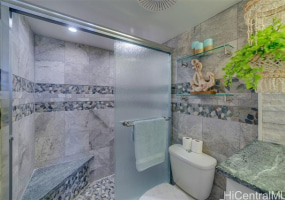 2240 Kuhio Avenue,Honolulu,Hawaii,96815,2 ベッドルーム ベッドルーム,2 バスルームバスルーム,コンド / タウンハウス,Kuhio,32,17944536