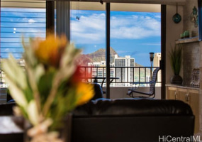 2240 Kuhio Avenue,Honolulu,Hawaii,96815,2 ベッドルーム ベッドルーム,2 バスルームバスルーム,コンド / タウンハウス,Kuhio,32,17944536