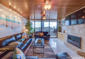2240 Kuhio Avenue,Honolulu,Hawaii,96815,2 ベッドルーム ベッドルーム,2 バスルームバスルーム,コンド / タウンハウス,Kuhio,32,17944536