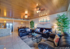 2240 Kuhio Avenue,Honolulu,Hawaii,96815,2 ベッドルーム ベッドルーム,2 バスルームバスルーム,コンド / タウンハウス,Kuhio,32,17944536