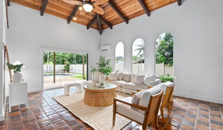 1269 Maleko Street,Kailua,Hawaii,96734,4 ベッドルーム ベッドルーム,3 バスルームバスルーム,一戸建て,Maleko,17945113