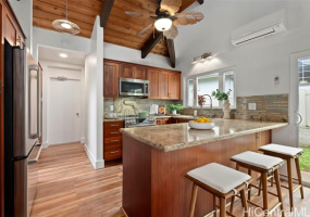 1269 Maleko Street,Kailua,Hawaii,96734,4 ベッドルーム ベッドルーム,3 バスルームバスルーム,一戸建て,Maleko,17945113