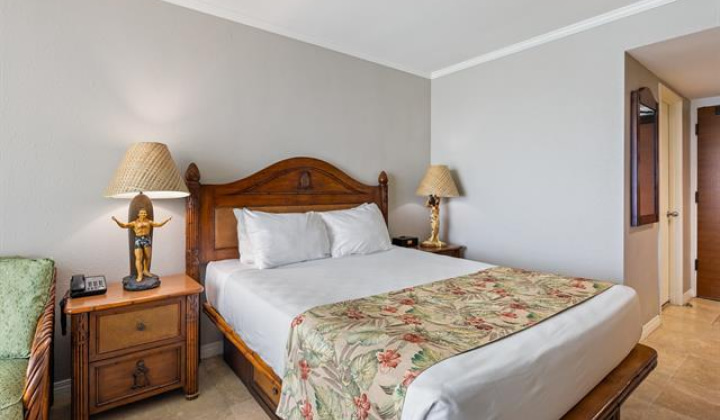 2045 Kalakaua Avenue,Honolulu,Hawaii,96815,1 BathroomBathrooms,Condo/Townhouse,Kalakaua,6,17946182