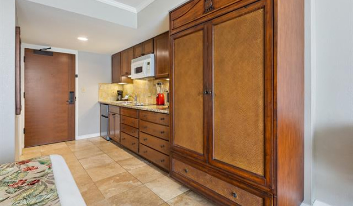 2045 Kalakaua Avenue,Honolulu,Hawaii,96815,1 BathroomBathrooms,Condo/Townhouse,Kalakaua,6,17946182