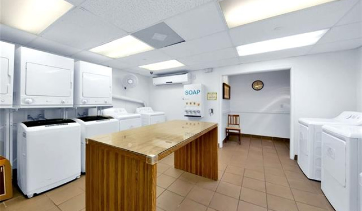 440 Olohana Street,Honolulu,Hawaii,96815,1 バスルームバスルーム,コンド / タウンハウス,Olohana,18,19110260