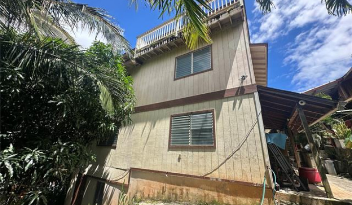 2606 Kalihi Street,Honolulu,Hawaii,96819,9 ベッドルーム ベッドルーム,6 バスルームバスルーム,一戸建て,Kalihi,17948470