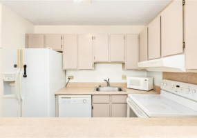 411 Hobron Lane,Honolulu,Hawaii,96815,1 ベッドルーム ベッドルーム,1 バスルームバスルーム,コンド / タウンハウス,Hobron,7,18406855
