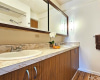 1655 Makaloa Street,Honolulu,Hawaii,96814,1 Bedroom Bedrooms,1 BathroomBathrooms,Condo/Townhouse,Makaloa,24,17950657