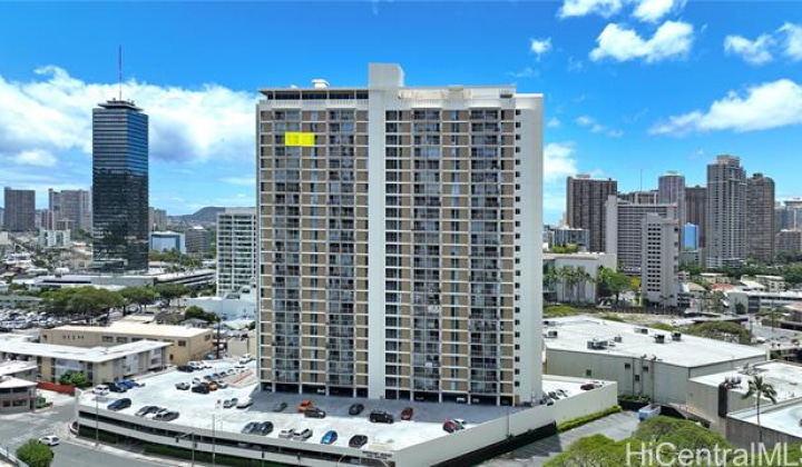 1655 Makaloa Street,Honolulu,Hawaii,96814,1 Bedroom Bedrooms,1 BathroomBathrooms,Condo/Townhouse,Makaloa,24,17950657
