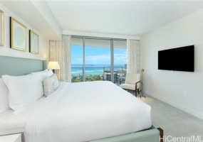 383 Kalaimoku Street,Honolulu,Hawaii,96815,2 ベッドルーム ベッドルーム,2 バスルームバスルーム,コンド / タウンハウス,Kalaimoku,32,17951115