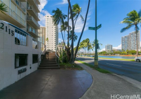 2115 Ala Wai Boulevard,Honolulu,Hawaii,96815,1 Bedroom Bedrooms,1 BathroomBathrooms,Condo/Townhouse,Ala Wai,11,17952164