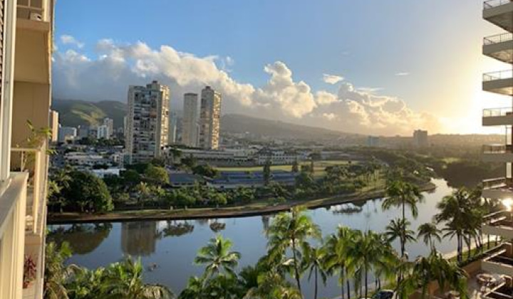 2115 Ala Wai Boulevard,Honolulu,Hawaii,96815,1 Bedroom Bedrooms,1 BathroomBathrooms,Condo/Townhouse,Ala Wai,11,17952164