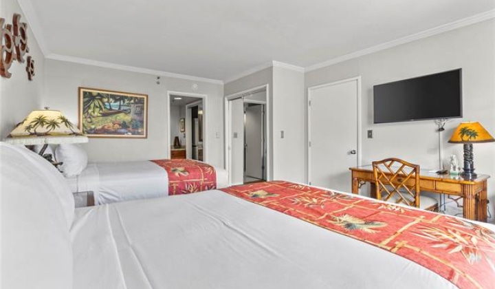 2045 Kalakaua Avenue,Honolulu,Hawaii,96815,1 Bedroom Bedrooms,1 BathroomBathrooms,Condo/Townhouse,Kalakaua,7,17952376