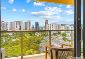 2045 Kalakaua Avenue,Honolulu,Hawaii,96815,1 Bedroom Bedrooms,1 BathroomBathrooms,Condo/Townhouse,Kalakaua,7,17952376