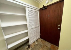 2215 Aloha Drive,Honolulu,Hawaii,96815,2 Bedrooms Bedrooms,2 BathroomsBathrooms,Condo/Townhouse,Aloha,7,17953286