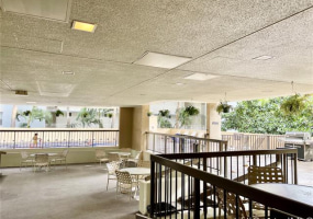 2215 Aloha Drive,Honolulu,Hawaii,96815,2 Bedrooms Bedrooms,2 BathroomsBathrooms,Condo/Townhouse,Aloha,7,17953286