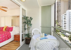 445 Kaiolu Street,Honolulu,Hawaii,96815,1 Bedroom Bedrooms,1 BathroomBathrooms,Condo/Townhouse,Kaiolu,6,17582086