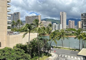 445 Kaiolu Street,Honolulu,Hawaii,96815,1 Bedroom Bedrooms,1 BathroomBathrooms,Condo/Townhouse,Kaiolu,6,17582086