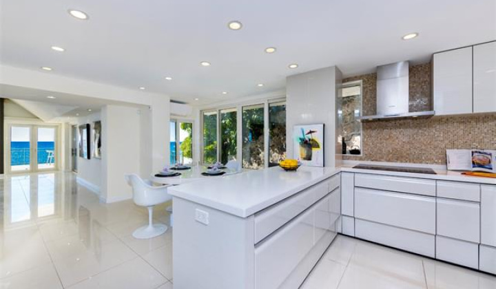 4131 Black Point Place,Honolulu,Hawaii,96816,3 Bedrooms Bedrooms,3 BathroomsBathrooms,Single family,Black Point,18425447