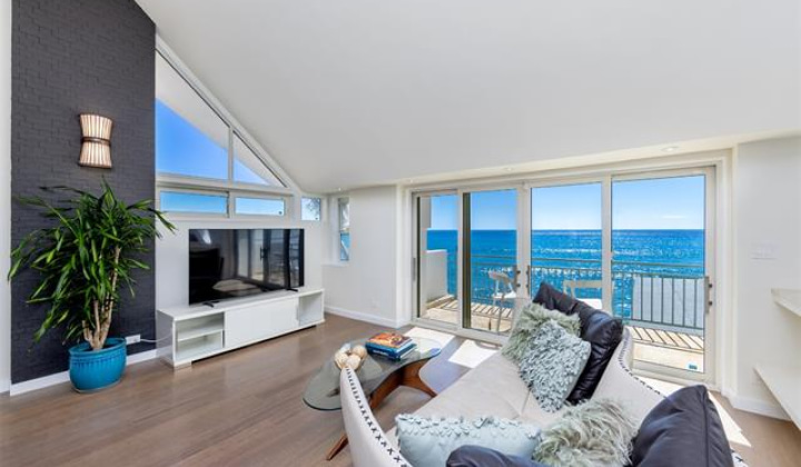 4131 Black Point Place,Honolulu,Hawaii,96816,3 Bedrooms Bedrooms,3 BathroomsBathrooms,Single family,Black Point,18425447